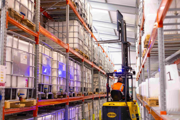 Lijmgroep Gluecom neemt gamma Duitse sectorgenoot over