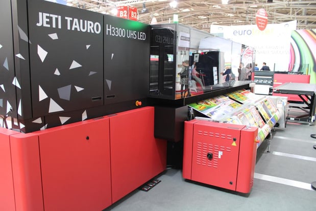 Agfa présente un nouveau module roll-to-roll pour la Jeti Tauro H3300