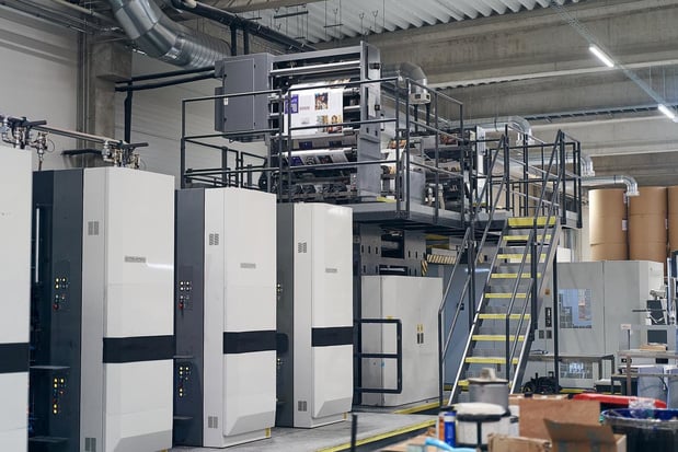 Installation de la toute première rotative Komori G38 d'Europe