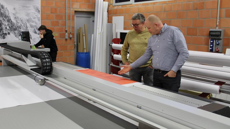 Publibro haalt deadlines met swissQprint Nyala 4