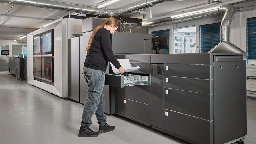 La Suisse montre la voie vers la production d'imprimés hybride