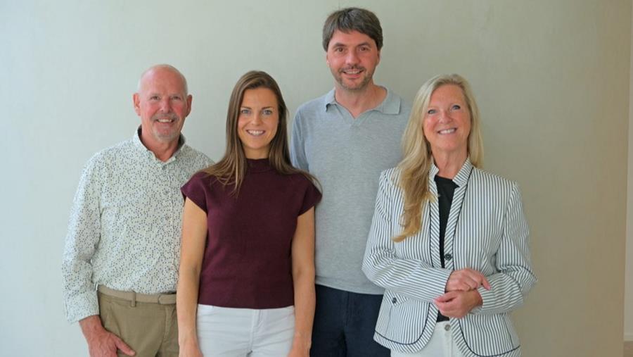 Papier Present neemt ABC Pack Solutions over, groeit in retailverpakkingen